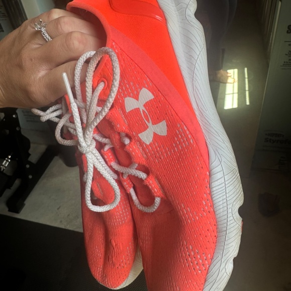 Under Armour sneakers - Picture 4 of 4